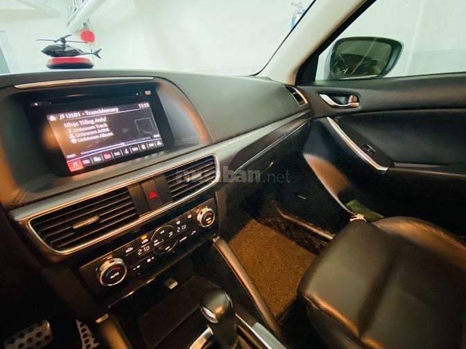 Mazda CX-5, xe nhà ít đi còn rất mới.