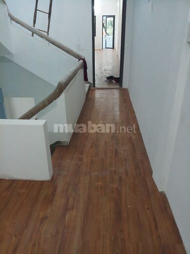Cần tiền bán gấp nhà cuối năm mặt tiền Hồng Bàng
