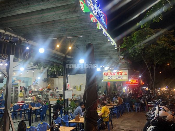 Cần bán nhà mặt tiền ,đường Phạm Văn Đồng, P3, Gò Vấp dt 141.2m2.
