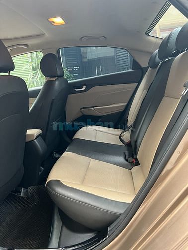 Xe Hyundai Accent 1.4 AT đặc biệt 2018, biển Hà Nội - 450 triệu