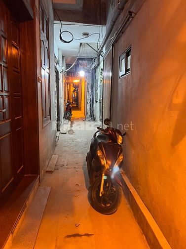 Chính chủ bán nhà 35 ngõ 179 Hoàng Hoa Thám, 41m quận Ba đình hơn 3 tỷ