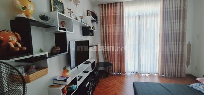 Chính chủ bán nhà 5 tầng Tô Hiến Thành Quận 10, 300m2, giá 13,9 tỷ 