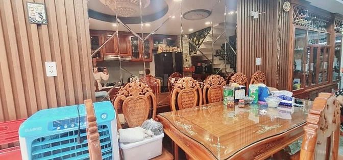 Chính chủ bán nhà 5 tầng Tô Hiến Thành Quận 10, 300m2, giá 13,9 tỷ 