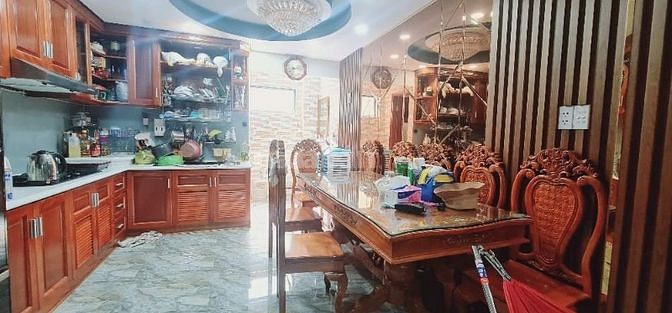 Chính chủ bán nhà 5 tầng Tô Hiến Thành Quận 10, 300m2, giá 13,9 tỷ 