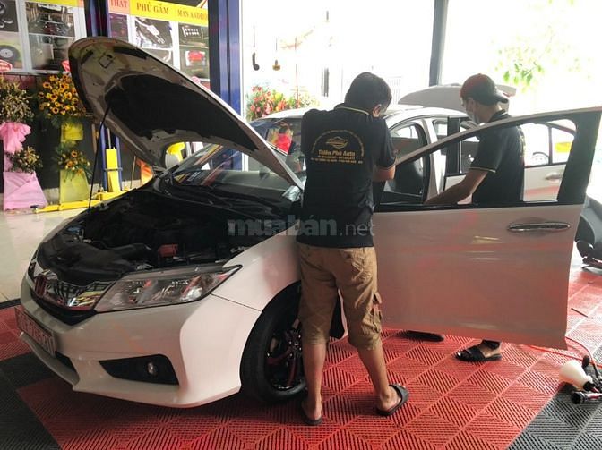 CẦN TUYỂN 4 LAO ĐỘNG PHỔ THÔNG ,CÓ CHỔ Ở LẠI
