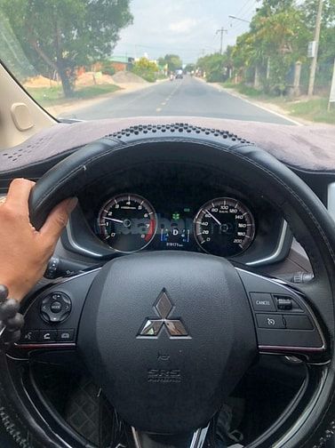CẦN TUYỂN 4 LAO ĐỘNG PHỔ THÔNG ,CÓ CHỔ Ở LẠI
