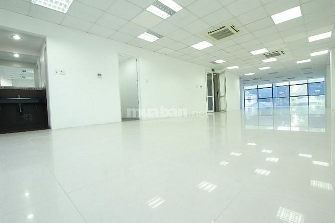 Chính chủ bán GẤP nhà Hoàng Cầu DT 150m2, MT 7m, giá 41 tỷ