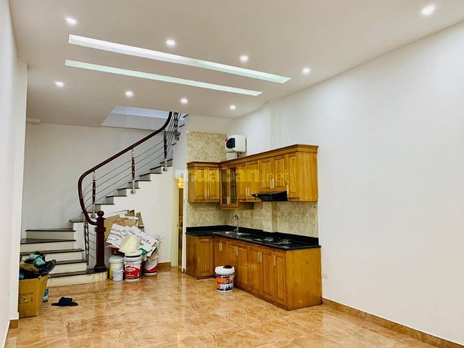 Bán Nhà 173Hoàng Hoa Thám 46m2 x5T 3PN Giá 5,3Tỷ Đg ÔTô GT Thuận Tiện
