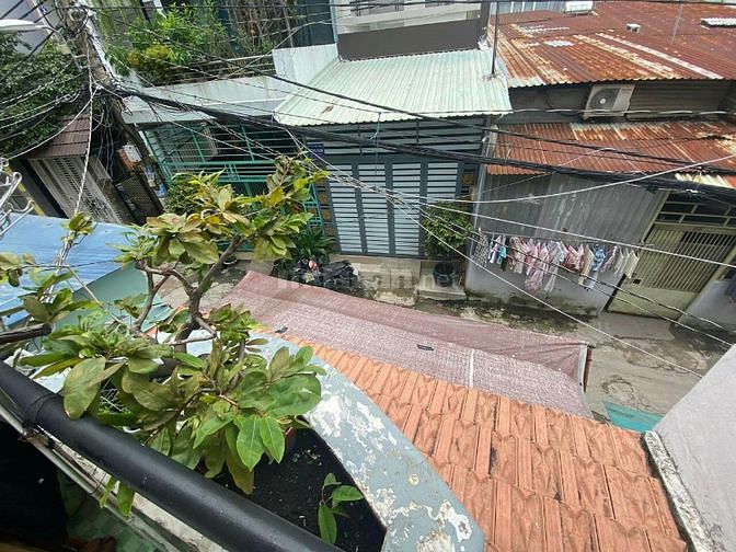 Nhà đẹp HXH tới nhà đường Bà Hom. Giá giảm mạnh còn 3.8 tỷ.