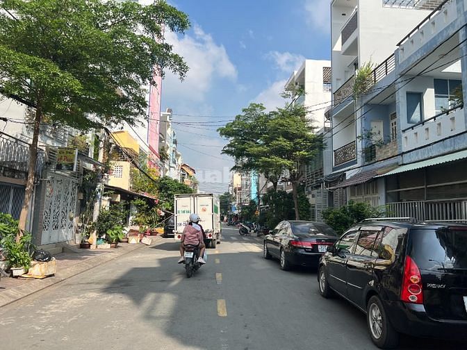BÁN NHÀ MẶT TIỀN ĐÔNG HỒ.P4.QUẬN 8.