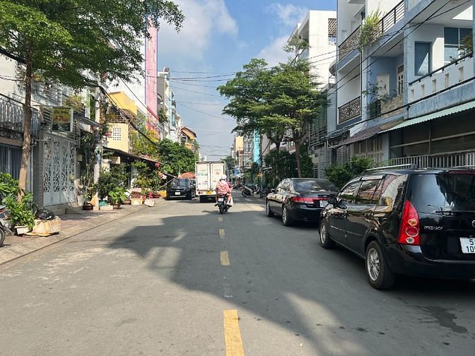 BÁN NHÀ MẶT TIỀN ĐÔNG HỒ.P4.QUẬN 8.