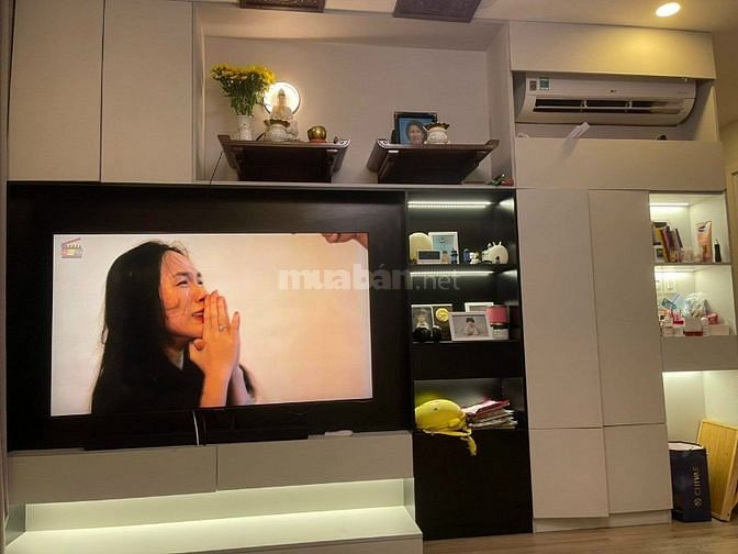 Cho thuê căn hộ CC Gold View, Quận 4, DT 68m2, 2PN giá 17tr/tháng. 