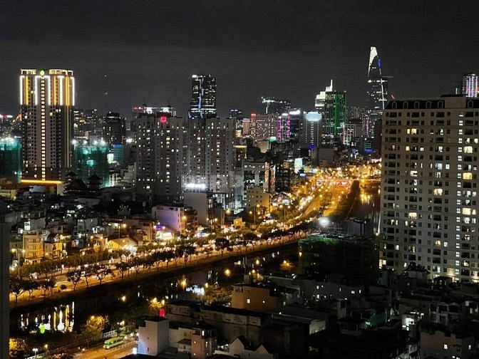 Cho thuê căn hộ CC Gold View, Quận 4, DT 68m2, 2PN giá 17tr/tháng. 