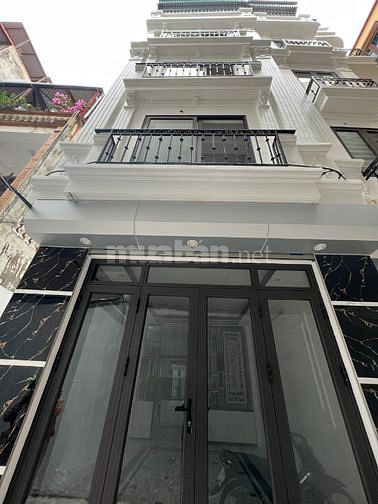 Nhà đẹp ngõ 66 Võng Thị, Bưởi, Tây Hồ 39 m2 x 5 tầng long lanh 4,15 tỷ