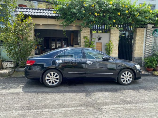 Toyota Camry 3.5Q 2007 màu đen ít sd