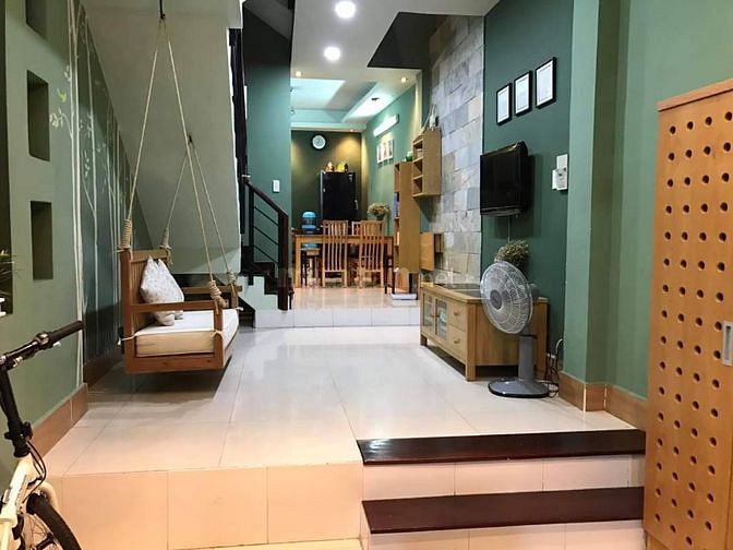 Bán gấp nhà hẻm xe hơi CMT8 Quận 3 3x9m trệt lửng lầu giá 5.1 tỷ 