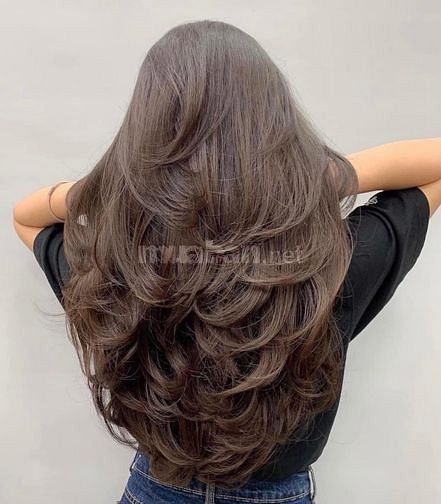 TUYỂN THỢ PHỤ TÓC NỮ LÀM TẾT LƯƠNG THƯỞNG CAO