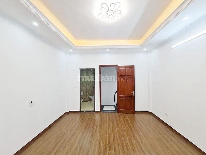 BÁN NHÀ PHỐ HUẾ 35M2, NGÕ RỘNG 2M, CÁCH Ô TÔ 50M, GIÁ 3,8 TỶ.