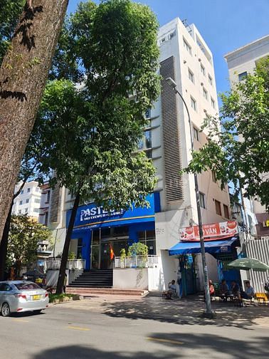 Cho thuê mặt bằng trung tâm TP HCM. Vị trí đẹp, giá tốt.