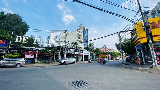 Bán nhà 2 Mặt Tiền - HXH tránh - Đường Hoàng Diệu 2 , P.Linh Chiểu .LH