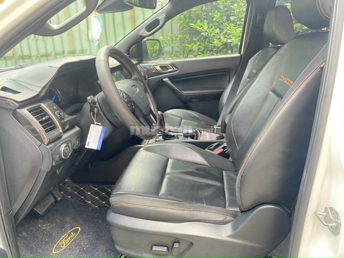 KẸT TIỀN BÁN GẤP XE FORD RANGER WILDTRAK 2.0L4x4