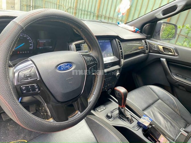 KẸT TIỀN BÁN GẤP XE FORD RANGER WILDTRAK 2.0L4x4