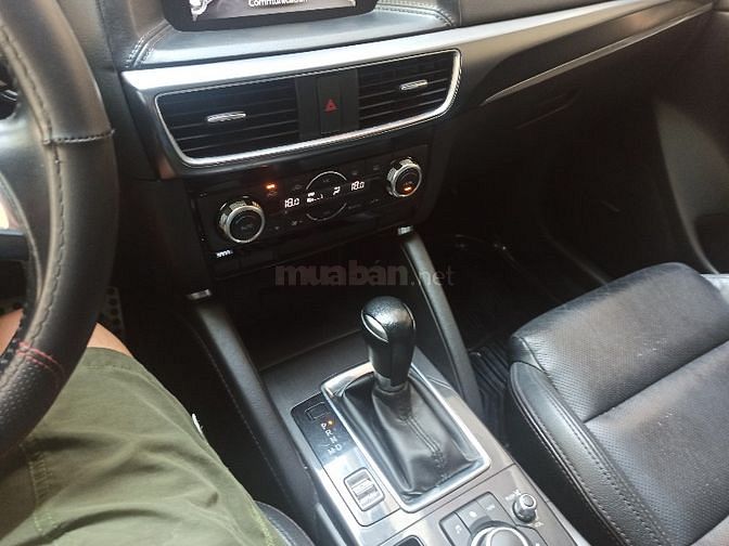 Bán xe Mazda CX5. SX 2017, màu đen, Còn zin mới 98% bao test