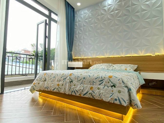 Nhà 2 lầu 4PN đường 7m ngay chợ Liên Khu 5-6 giá 2ti8
