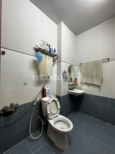 Chính chủ bán rất GẤP nhà 493/Lê Đức Thọ 3 lầu hẻm 8m 