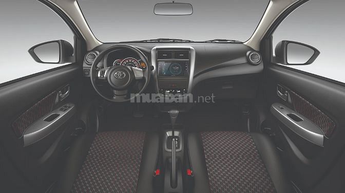 Đời 12/2021 màu đỏ , số tự đông . đi 11000km 
