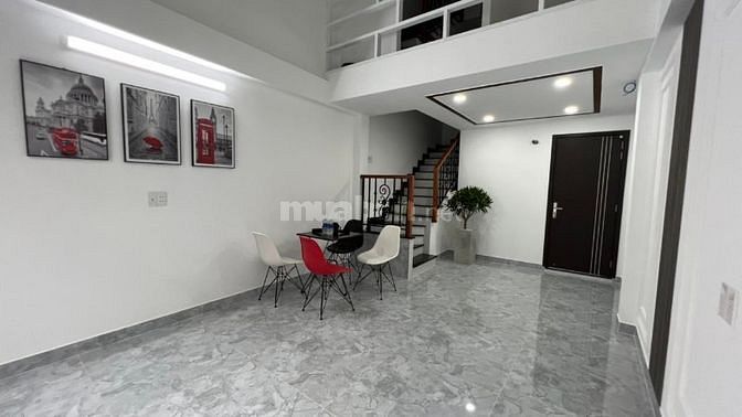 Bán gấp nhà Quận10, đường Hòa Hưng, 50m2, 5 tầng, 6pn, giá 8,9tỷ