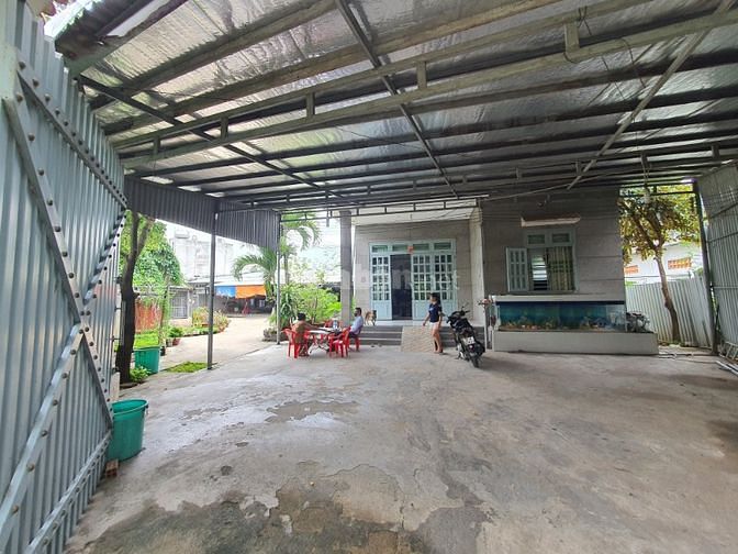 Bán gấp nhà xưởng 750m2 - MTTrương Văn Đa - Xã Tân Nhựt - Bình Chánh