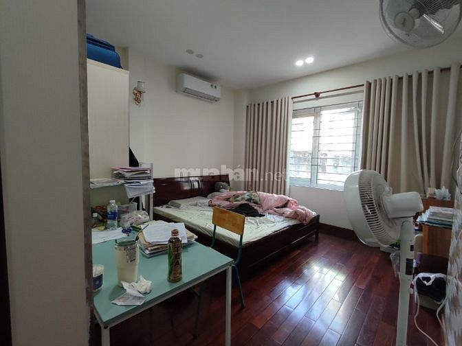 Bán nhà Trần Bình Trọng, Quận 5 (4x15m) 1 Trệt 3 Lầu. hẻm 5m
