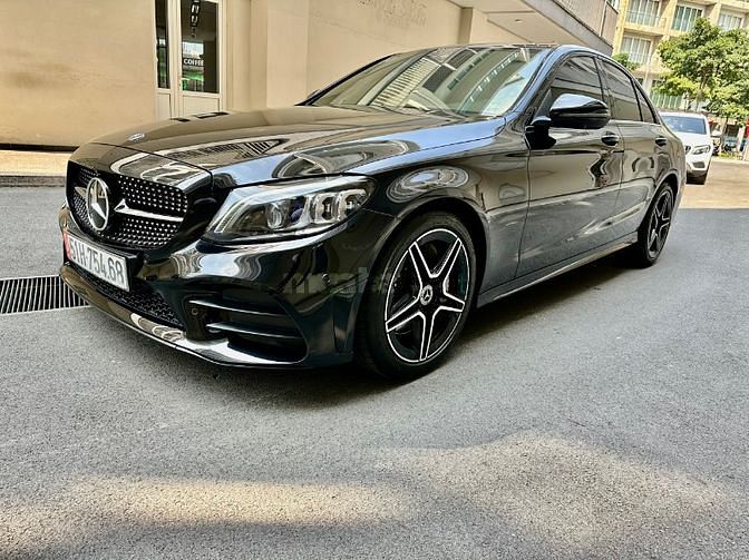 Bán xe Mercedes Benz C300AMG Model T12/2019 Fom 2020 Màu Đen Bóng