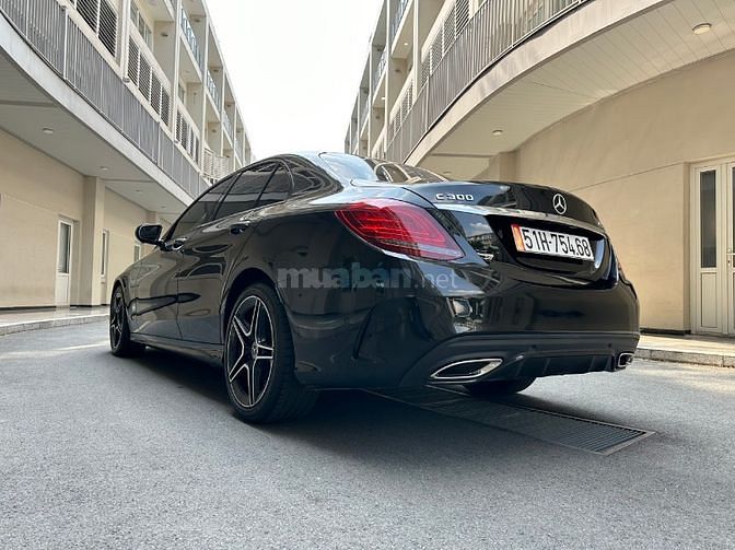 Bán xe Mercedes Benz C300AMG Model T12/2019 Fom 2020 Màu Đen Bóng