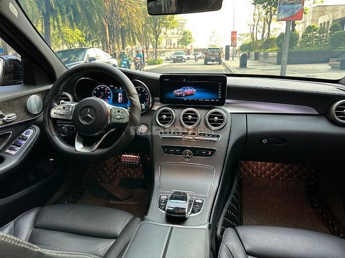 Bán xe Mercedes Benz C300AMG Model T12/2019 Fom 2020 Màu Đen Bóng