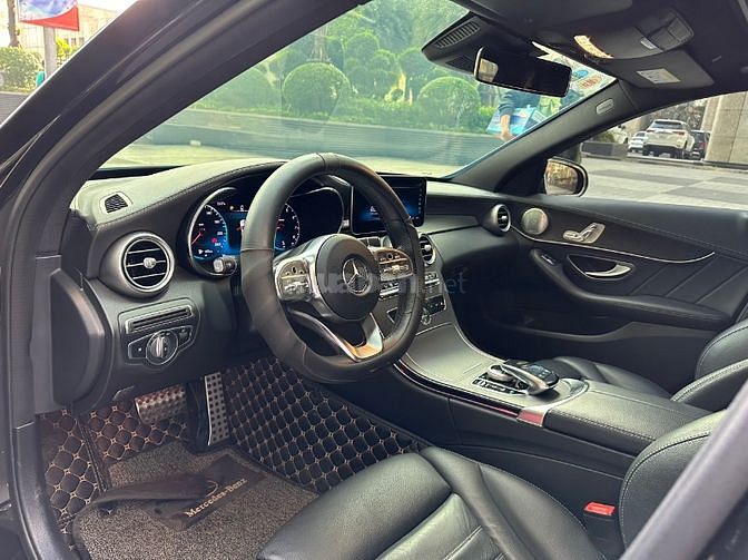 Bán xe Mercedes Benz C300AMG Model T12/2019 Fom 2020 Màu Đen Bóng
