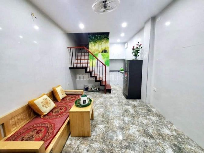 Bán nhà phố 8-3, quận Hai Bà Trưng, giá 1,25 tỷ