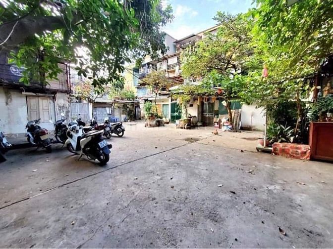 Bán nhà phố 8-3, quận Hai Bà Trưng, giá 1,25 tỷ