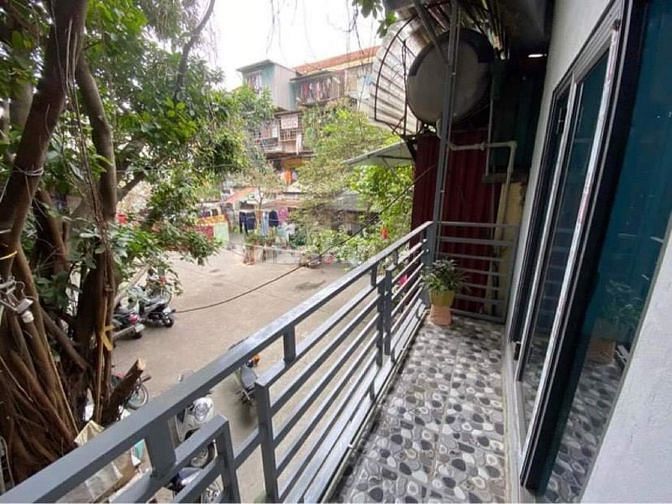 Bán nhà phố 8-3, quận Hai Bà Trưng, giá 1,25 tỷ