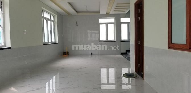 Cho thuê nhà Nguyên Căn 2 Mặt Tiền mới xây (11m x 25m ) tại Thủ Đức