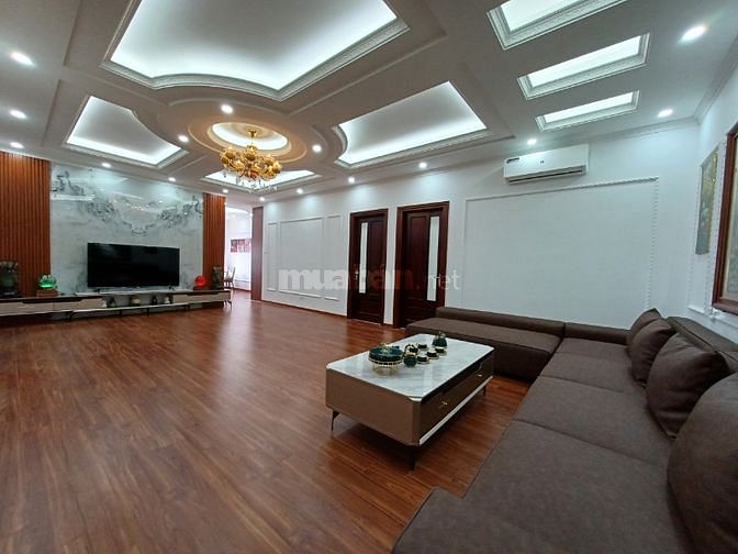Tôi bán căn hộ CT1 Vimeco II Nguyễn Chánh, Cạnh BigC Thăng Long; 4 PN