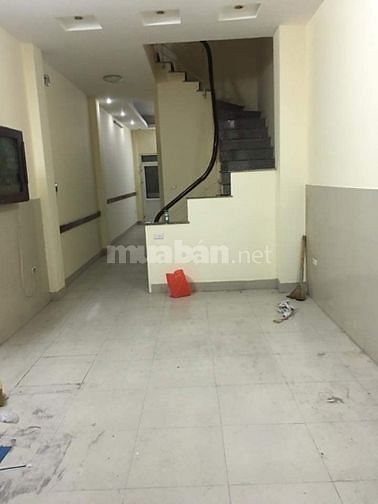 Cho thuê tầng 1,2. Vừa ở vừa kinh doanh tại Thái Thịnh, Thái Hà