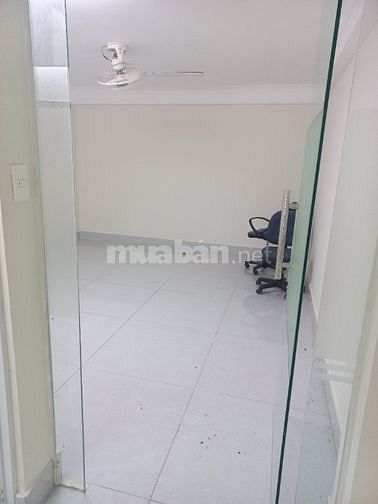 Cần bán nhà mặt tiền Hoa Cúc Q.Phú Nhuận 4 lầu nhà mới