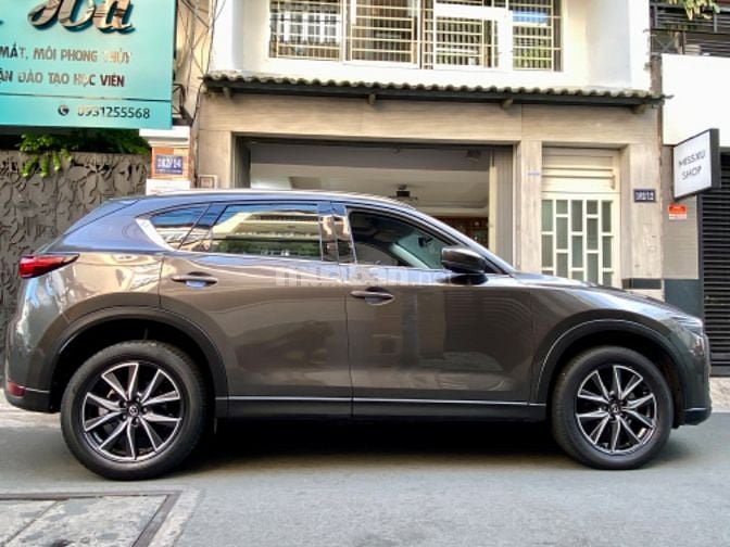 Bán Mazda CX5, máy 2.0,model 2018, màu nâu 
