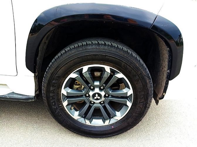 Bán rẻ MITSUBISHI PAJERO SPORT AT 2021 máy dầu Zin tuyệt đẹp!