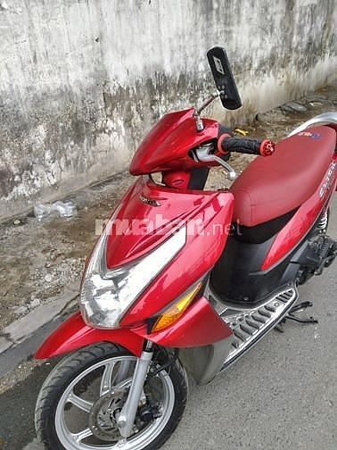 CẦN BÁN XE MÁY Honda Click đời chót màu đỏ, nguyên bản, 10,5 TRIỆU