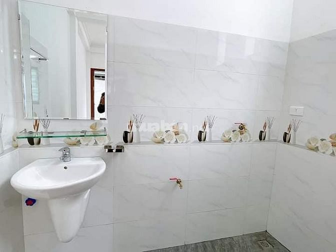 Bán nhà đẹp gần Times City 34m, 5 tầng, mt 4m, giá 5.95 tỷ. 