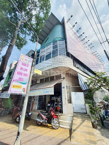 CHO THUÊ NHÀ NGUYÊN CĂN 2 MẶT TIỀN, Ngay Vòng Xoay Chợ Sađec