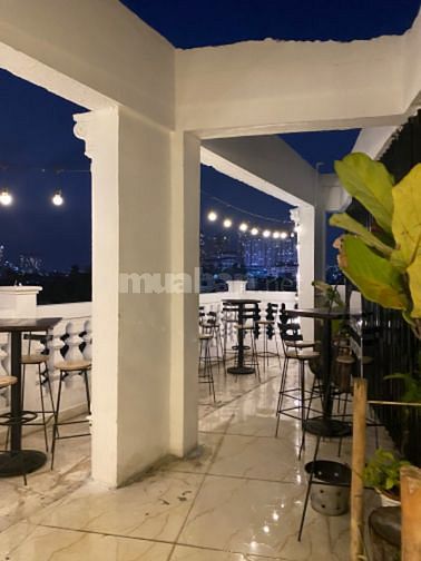 SANG NHƯỢNG QUÁN HAILEMOT ROOFTOP BAR